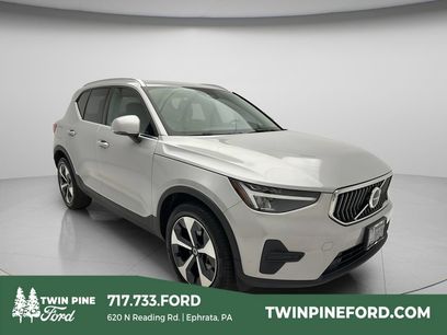 Used 2024 Volvo XC40 B5 Core