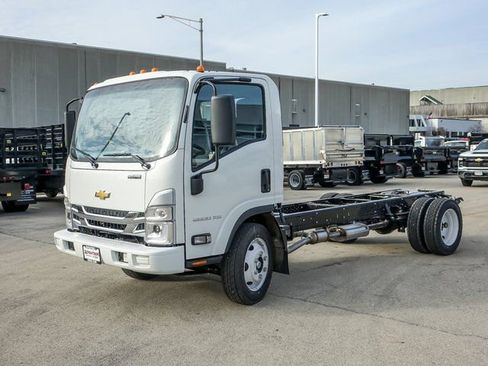 New 2025 Chevrolet Low Cab Forward 5500XG RWD image 7