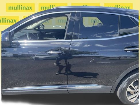 Used 2022 Buick Envision Essence w/ Technology Package I FWD image 6
