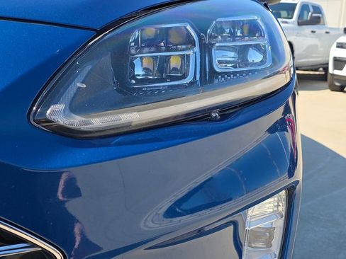 Used 2022 Ford Escape Titanium w/ Titanium Elite Package AWD/4WD image 9