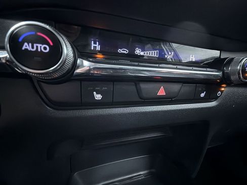 Used 2024 MAZDA CX-30 AWD 2.5 S w/ Premium Package image 17