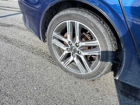 Used 2019 Kia Forte S image 9