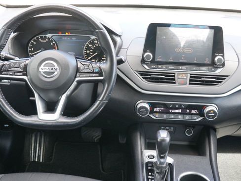 Used 2019 Nissan Altima 2.5 SV FWD image 25