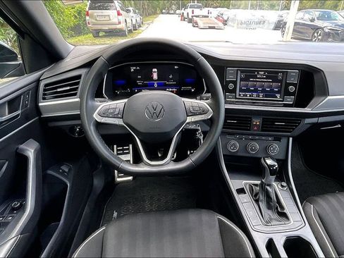 Certified 2024 Volkswagen Jetta Sport FWD image 18