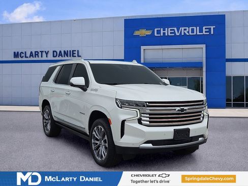 Used 2023 Chevrolet Tahoe High Country AWD/4WD image 1