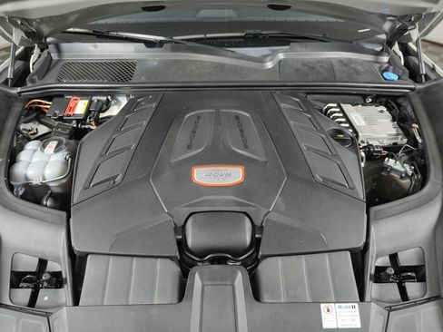 Certified 2021 Porsche Cayenne GTS AWD/4WD image 45