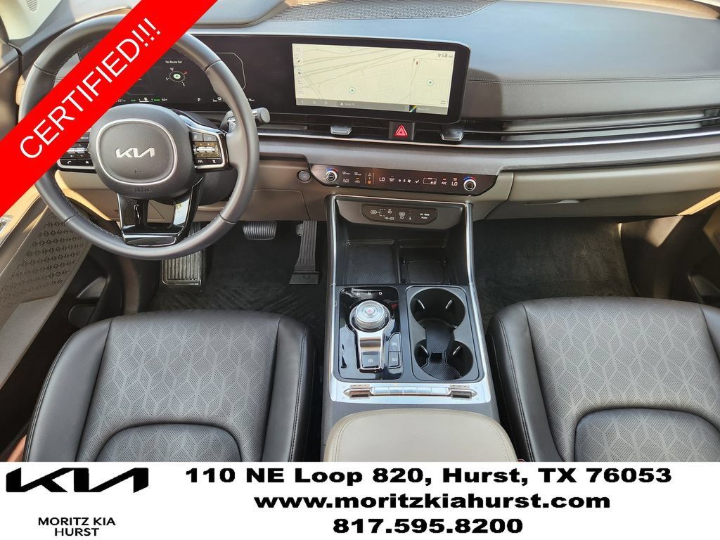Certified 2025 Kia Carnival SX FWD image 5