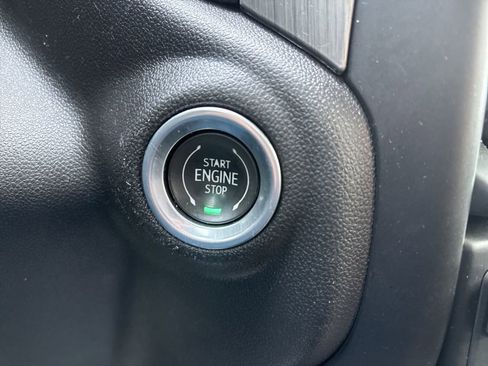 Used 2023 GMC Sierra 2500 Denali w/ Denali Black Diamond Edition image 24