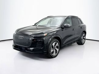 New 2025 Audi Q6 e-tron Premium Plus video 1