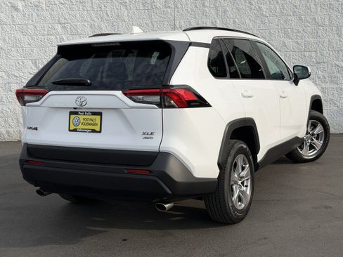 Used 2025 Toyota RAV4 XLE w/ Convenience Package AWD/4WD image 7