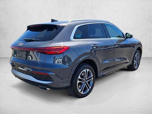 Used 2025 Audi Q5 Premium w/ Convenience Package AWD/4WD image 5