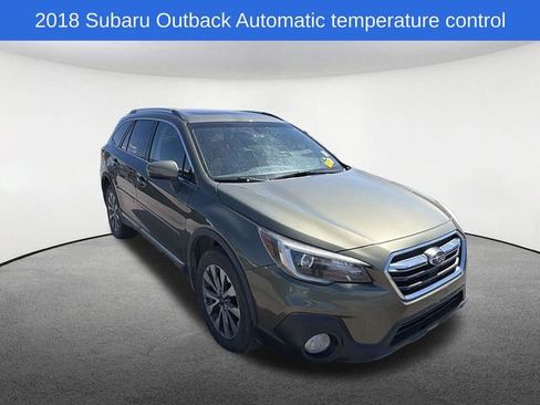 Used 2018 Subaru Outback 3.6R Touring AWD/4WD image 13