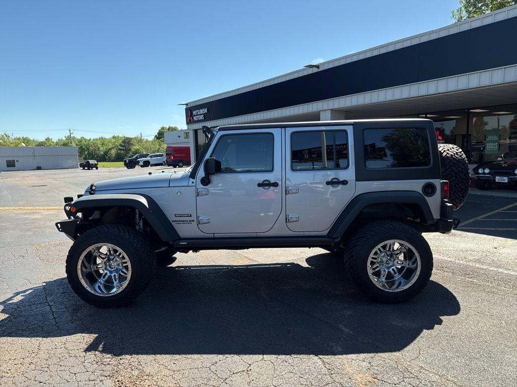Used 2016 Jeep Wrangler Unlimited Sport w/ Quick Order Package 24S AWD/4WD image 11