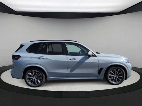 Used 2026 BMW X5 xDrive50e w/ M Sport Package AWD/4WD image 9