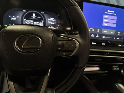 Certified 2026 Lexus RX 350 w/ Convenience Package image 26