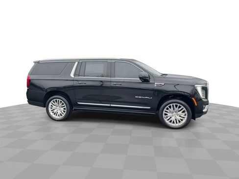 New 2026 GMC Yukon XL Denali w/ Sun & Power Step Package AWD/4WD image 9