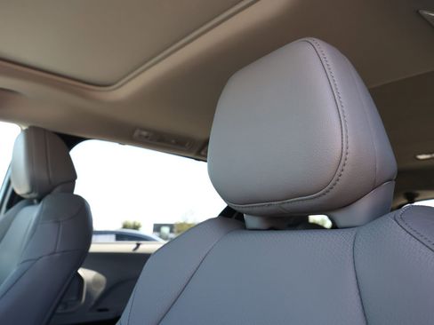 New 2026 Toyota Sienna XLE image 16