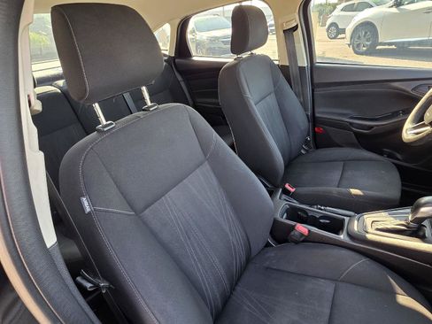 Used 2016 Ford Focus S FWD image 22