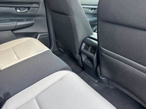 Used 2024 Honda CR-V EX image 29