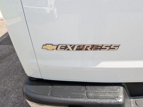Used 2025 Chevrolet Express 2500 w/ Driver Convenience Package RWD image 29