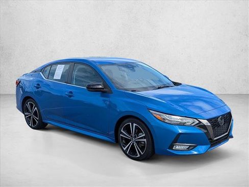 Used 2023 Nissan Sentra SR w/ Electronics Package FWD image 3