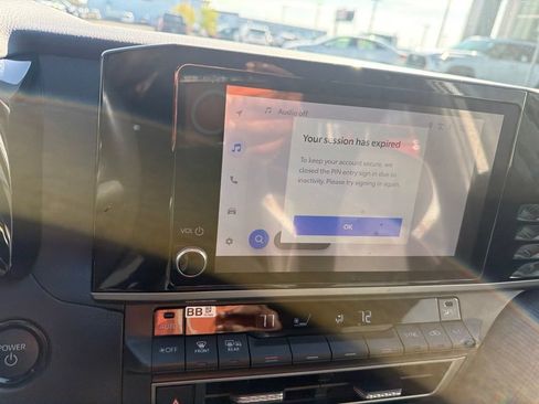 Certified 2025 Toyota Camry SE w/ Convenience Package FWD image 16