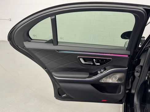 Used 2024 Mercedes-Benz S 63 AMG S image 43