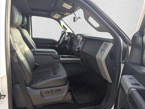 Used 2015 Ford F250 Lariat w/ Lariat Ultimate Package image 21