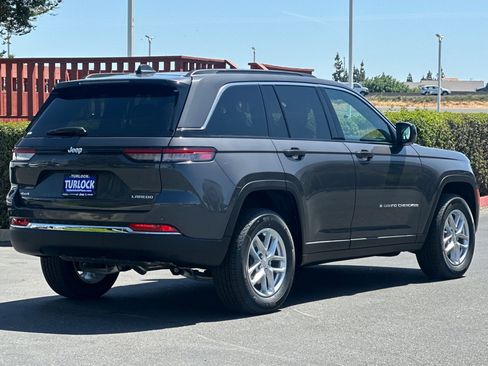 New 2025 Jeep Grand Cherokee Laredo X image 4
