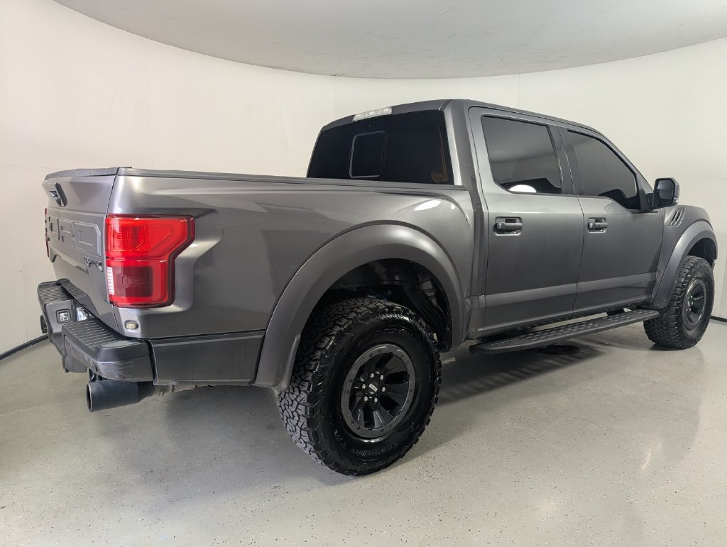 Used 2018 Ford F150 Raptor w/ Equipment Group 802A Luxury AWD/4WD image 7