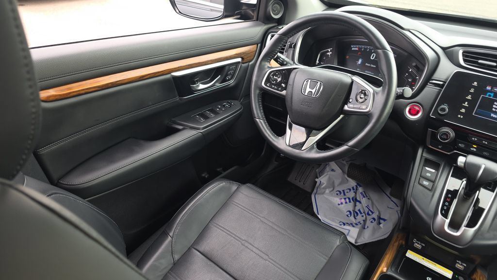 Used 2020 Honda CR-V Touring image 28