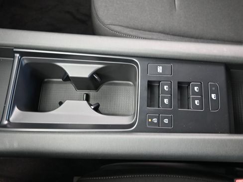 New 2025 Hyundai Ioniq 6 SE image 32