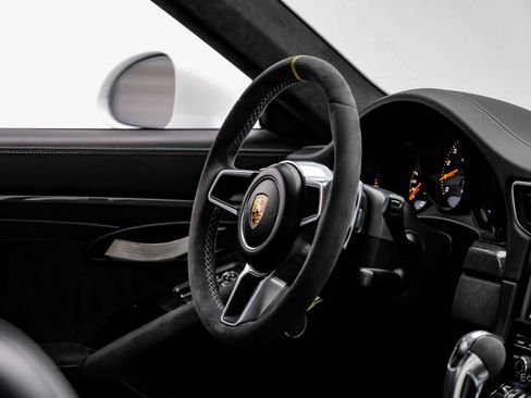 Used 2016 Porsche 911 GT3 RS RWD image 62