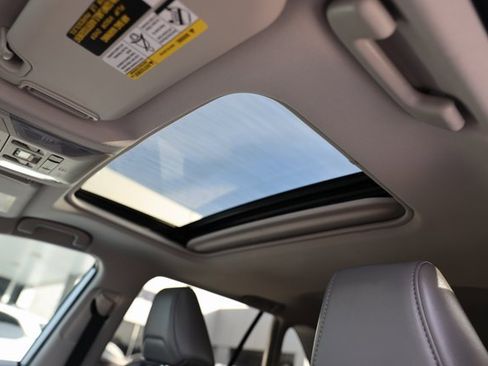 Used 2020 Toyota RAV4 Limited image 42