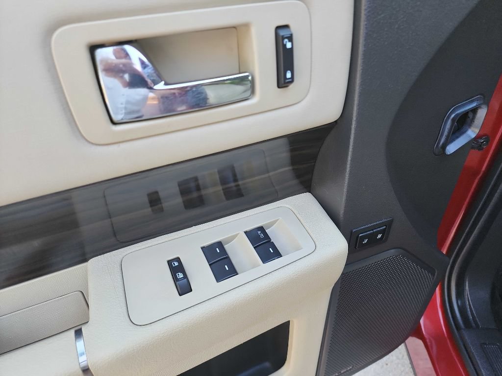 Used 2014 Ford Flex SEL w/ Equipment Group 202A FWD image 14