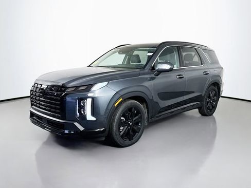 Used 2025 Hyundai Palisade XRT FWD image 2