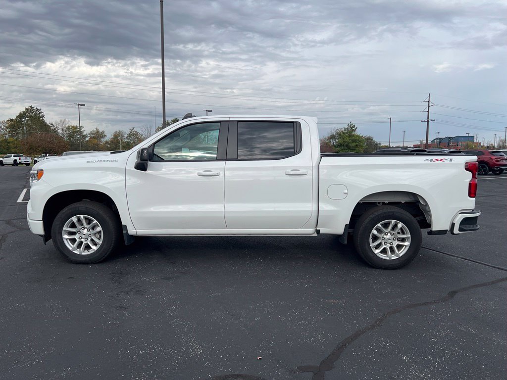 Used 2026 Chevrolet Silverado 1500 RST AWD/4WD image 3