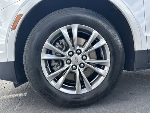 Used 2023 Cadillac XT5 Premium Luxury image 12