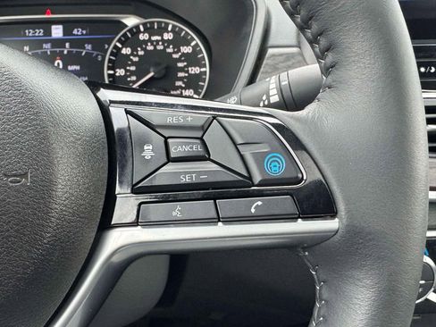 Certified 2025 Nissan Altima 2.5 SL image 23