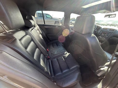 Used 2011 Volkswagen GTI 4-Door image 11