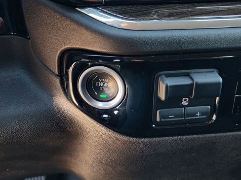 Used 2023 Chevrolet Silverado 1500 LT image 28