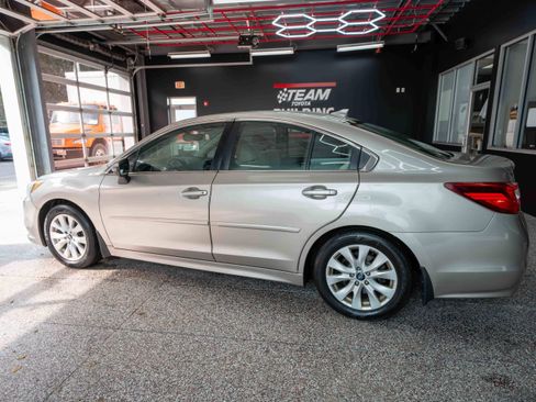 Used 2017 Subaru Legacy 2.5i Premium image 2