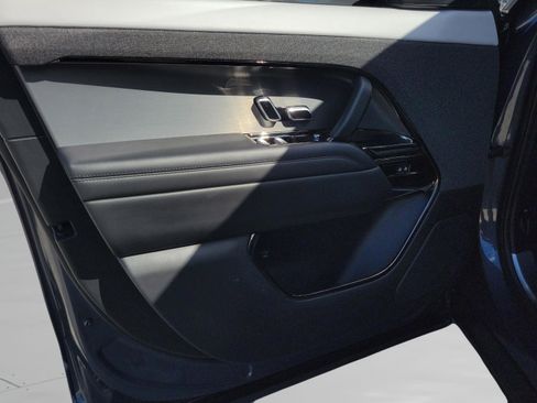 Used 2024 Land Rover Range Rover Sport Dynamic SE image 19