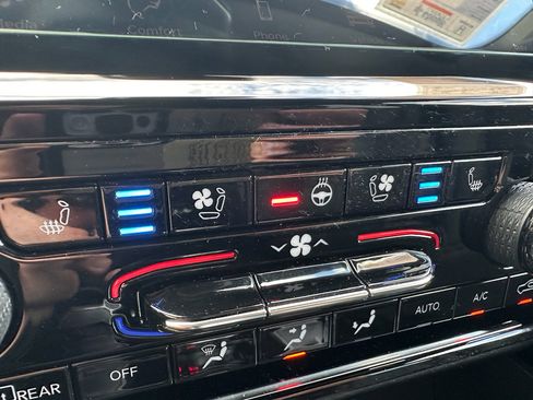 Used 2024 Jeep Grand Cherokee L Summit image 23