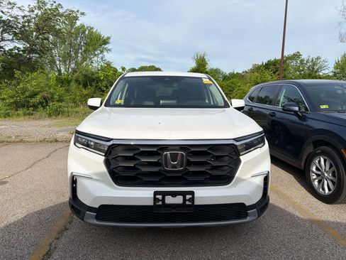 Used 2024 Honda Pilot EX-L image 2