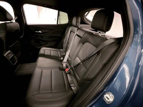 Used 2024 Buick Envista Avenir image 23