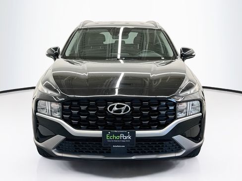 Used 2023 Hyundai Santa Fe SEL FWD image 2