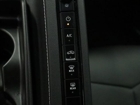 Used 2023 Chevrolet Corvette Stingray Coupe w/ 1LT image 33