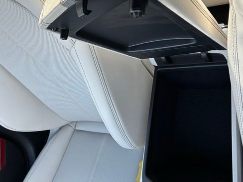 New 2026 Genesis G70 2.5T image 38