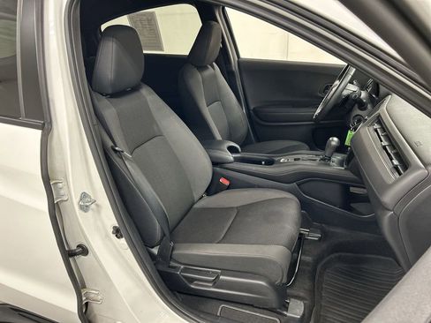 Used 2021 Honda HR-V Sport image 22